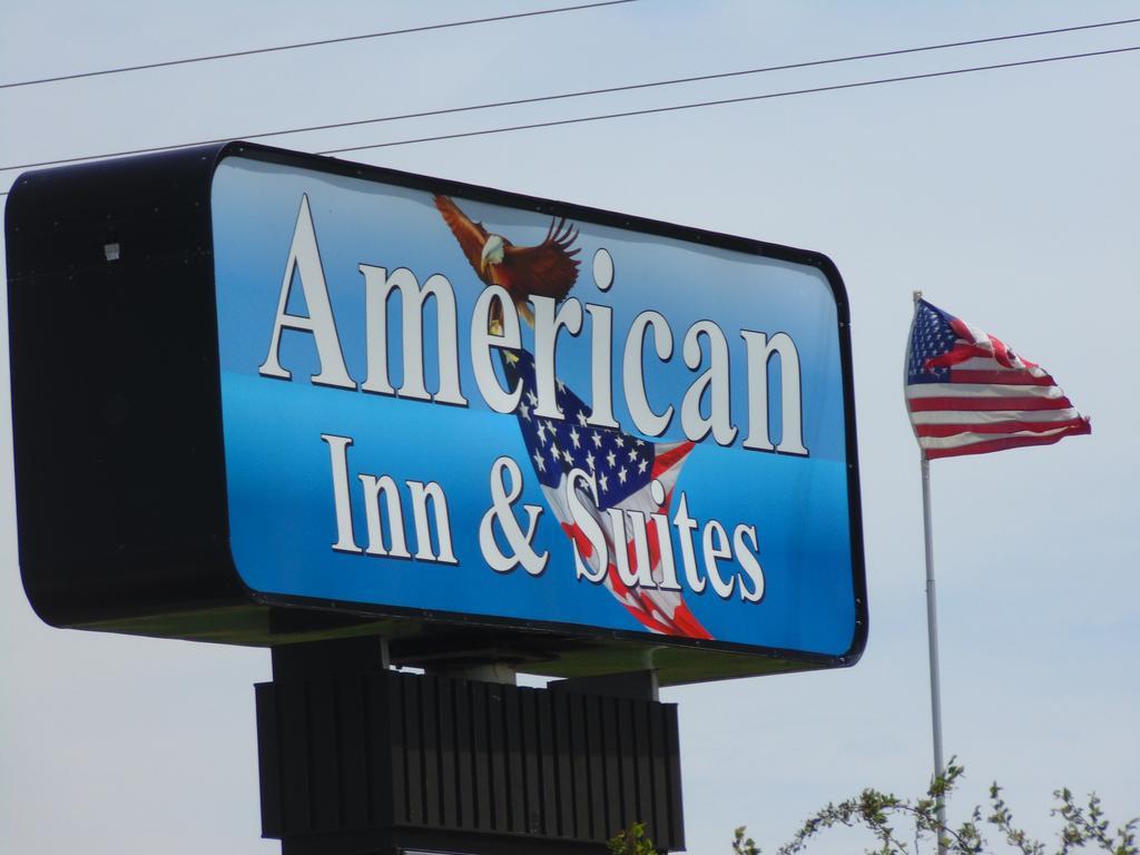 American Inn And Suites Houghton Lake Exterior photo
